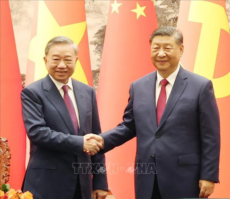 PHÁT HUY TRUYỀN THỐNG HỮU NGHỊ VIỆT NAM - TRUNG QUỐC, NÂNG TẦM KẾT NỐI CHIẾN LƯỢC TRONG GIAI ĐOẠN PHÁT TRIỂN MỚI- Ảnh 1.