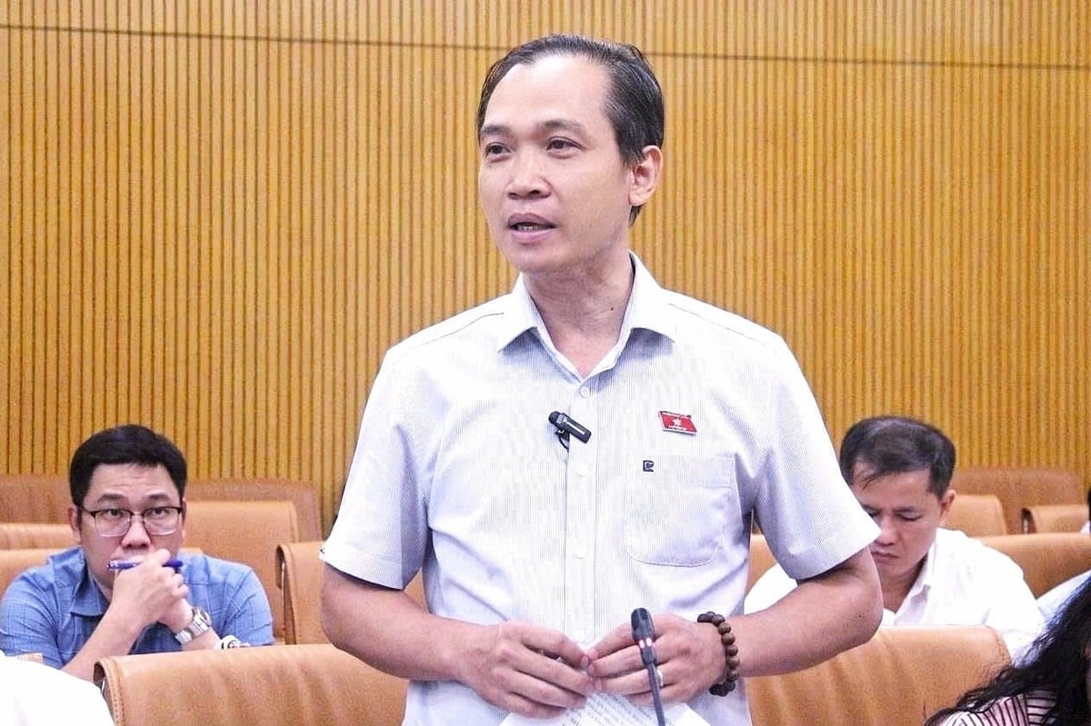 Ông Nguyễn Duy Tiến cho rằng cần làm rõ nguyên nhân của những bất cập đang tồn tại trong công tác phòng, chống thiên tai. Ảnh: Trung Hiếu.